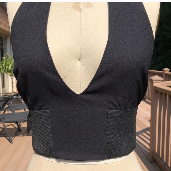 NWT Nasty Gal Black Halter Crop Top - Picture 3 of 5